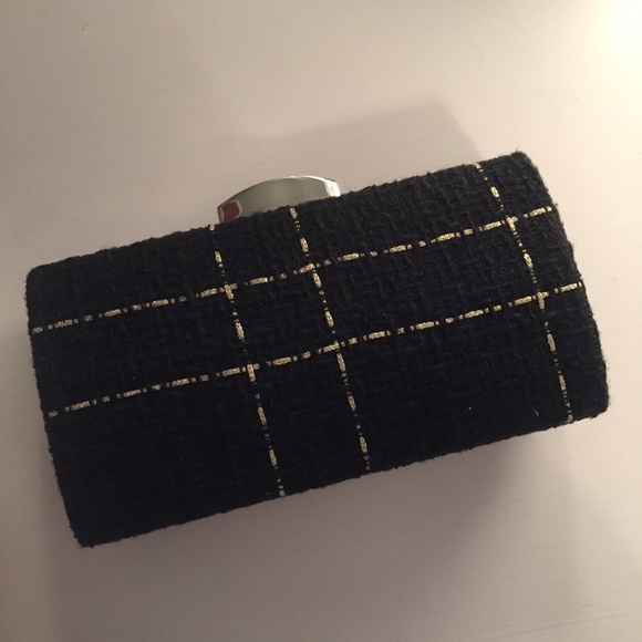 Sondra Roberts black and gold textured clutch NEW - Picture 2 of 7